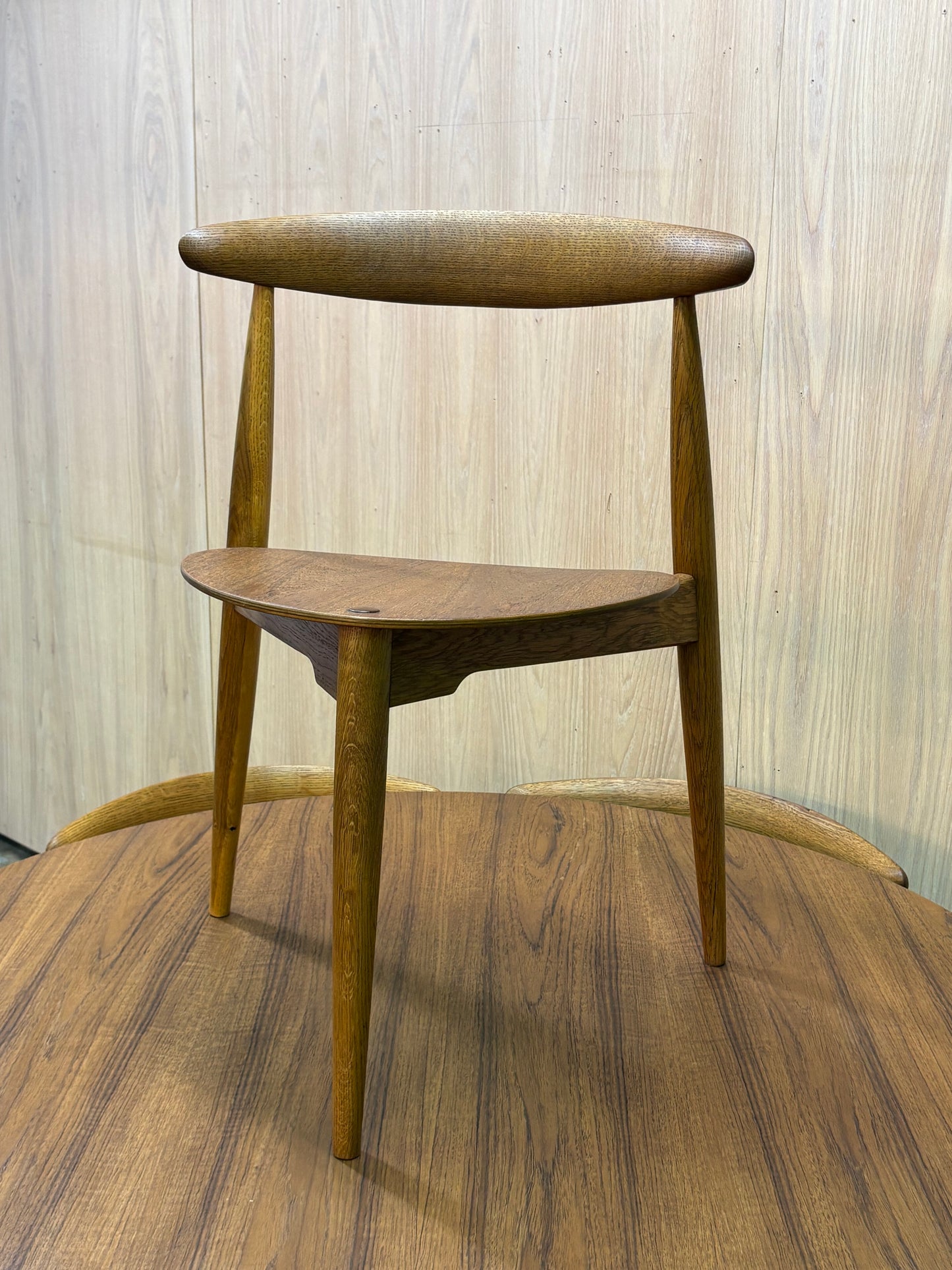 1950s Teak and Oak “Heart” Dining Table and Chairs by Hans Wegner for Fritz Hansen
