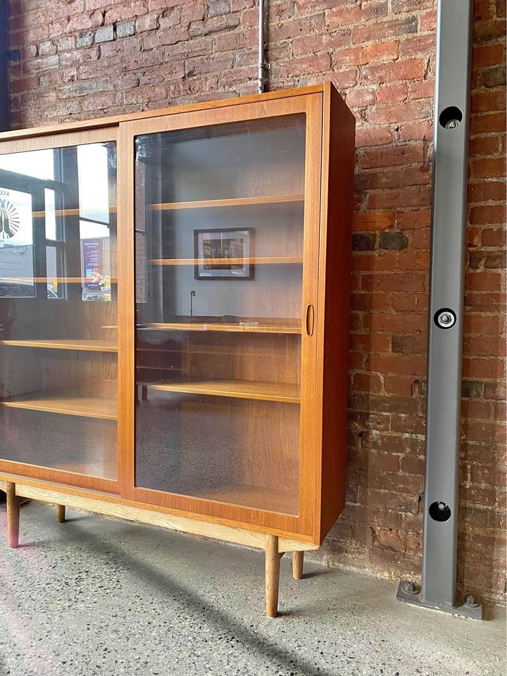 1960s Danish Teak Bookcase Display Cabinet