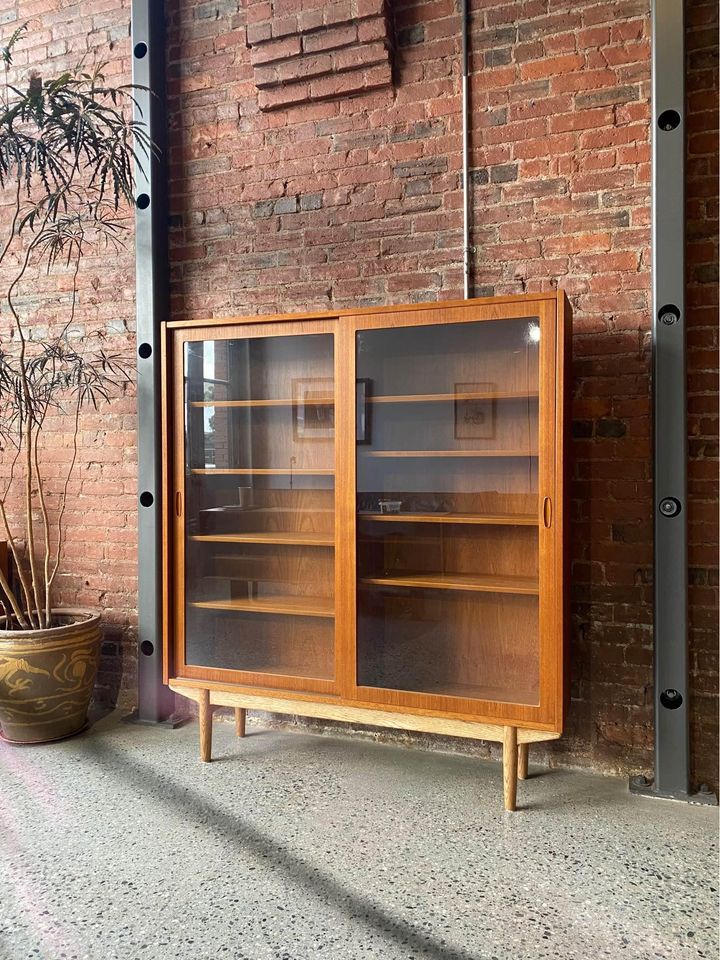 1960s Danish Teak Bookcase Display Cabinet