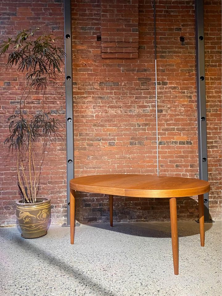 1960s Danish Teak Dining Table by Gudme Møbelfabrik