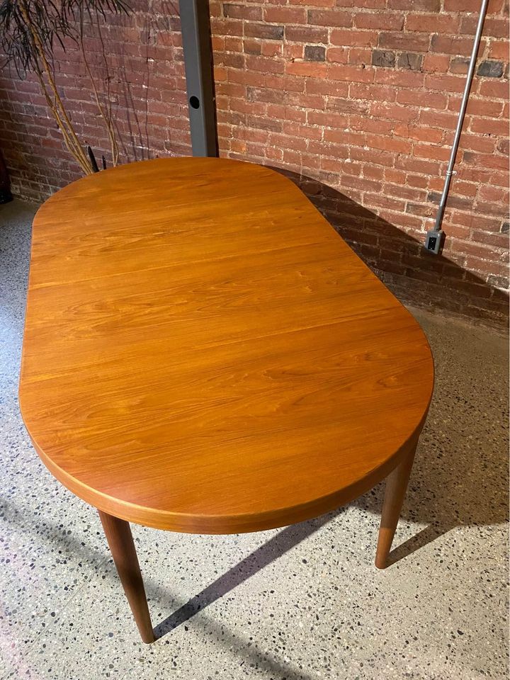 1960s Danish Teak Dining Table by Gudme Møbelfabrik