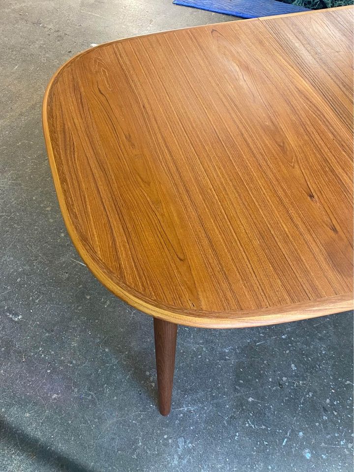 1960s Danish Teak Dining Table by Skovmand & Andersen