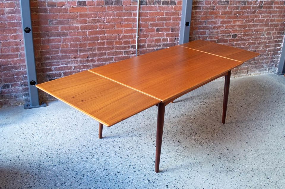 1960s Danish Teak Draw-Leaf Dining Table by Gudme Møbelfabrik