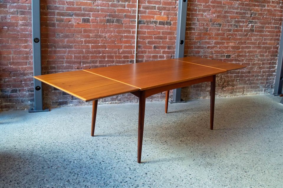 1960s Danish Teak Draw-Leaf Dining Table by Gudme Møbelfabrik