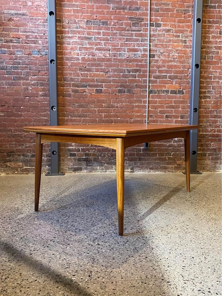 1960s Danish Teak Draw Leaf Dining Table by Gudme Møbelfabrik