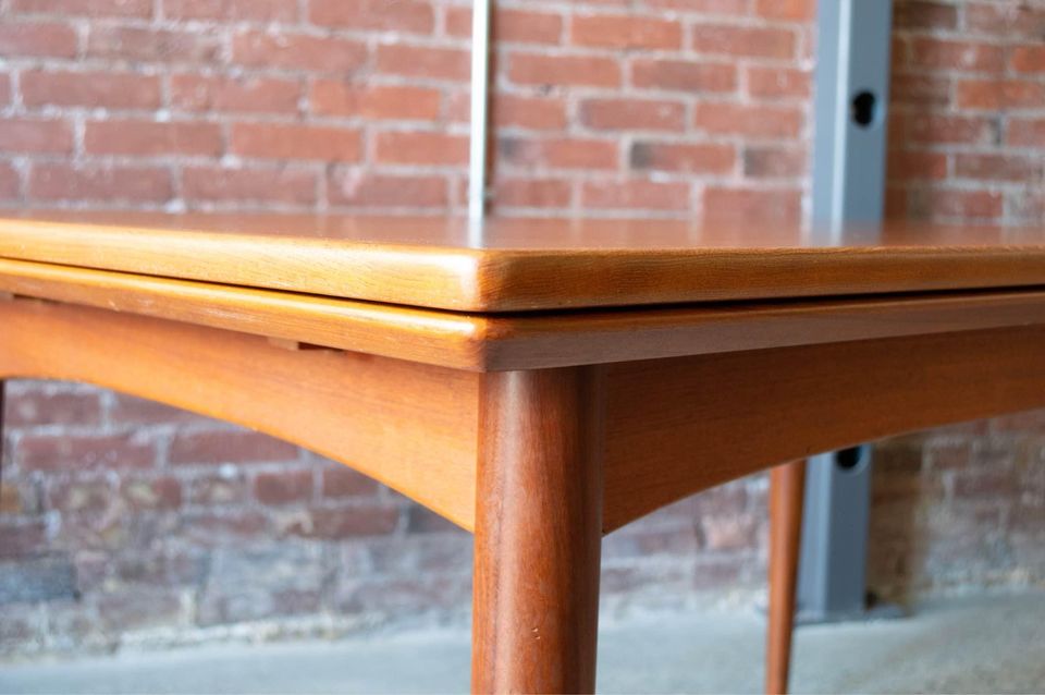 1960s Danish Teak Draw-Leaf Dining Table by Gudme Møbelfabrik