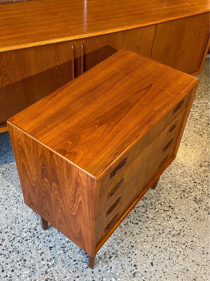 1960s Danish Teak Dresser by Arne Hovmand-Olsen