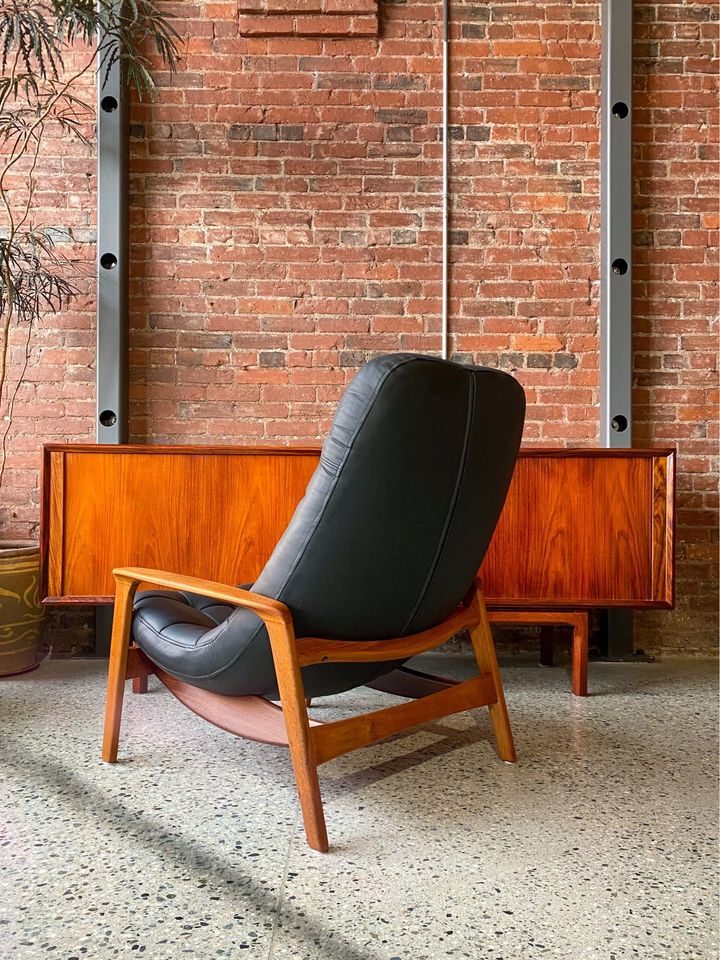 1960s Mid Century Teak “Scoop” Lounge Chair by R Huber