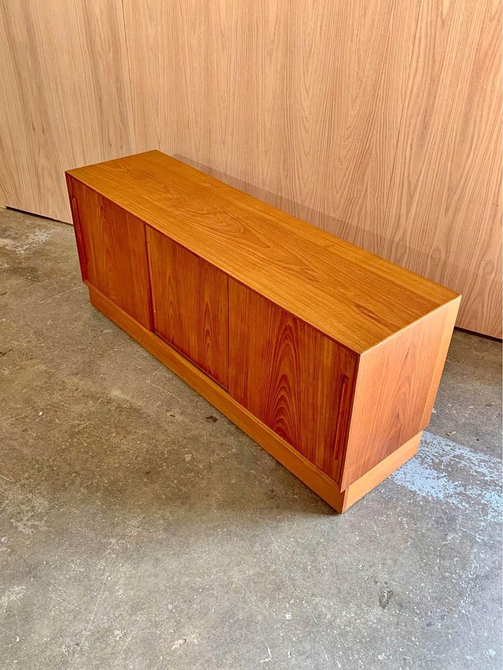 1960s Mid Century Teak Sideboard Credenza Media Stand