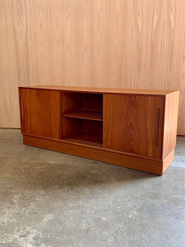 1960s Mid Century Teak Sideboard Credenza Media Stand