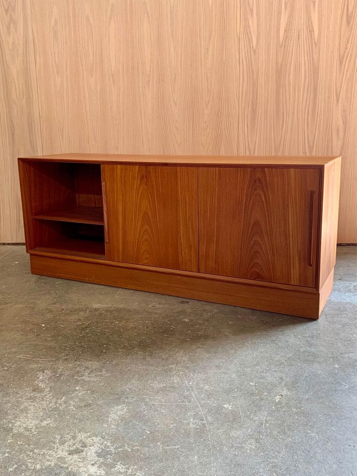 1960s Mid Century Teak Sideboard Credenza Media Stand