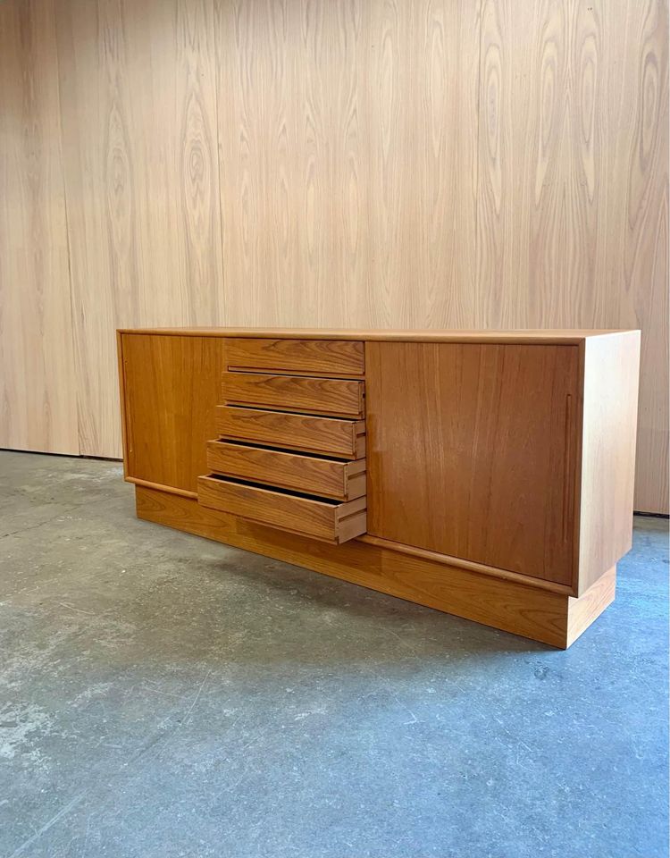 1960s Mid Century Teak Sideboard Credenza