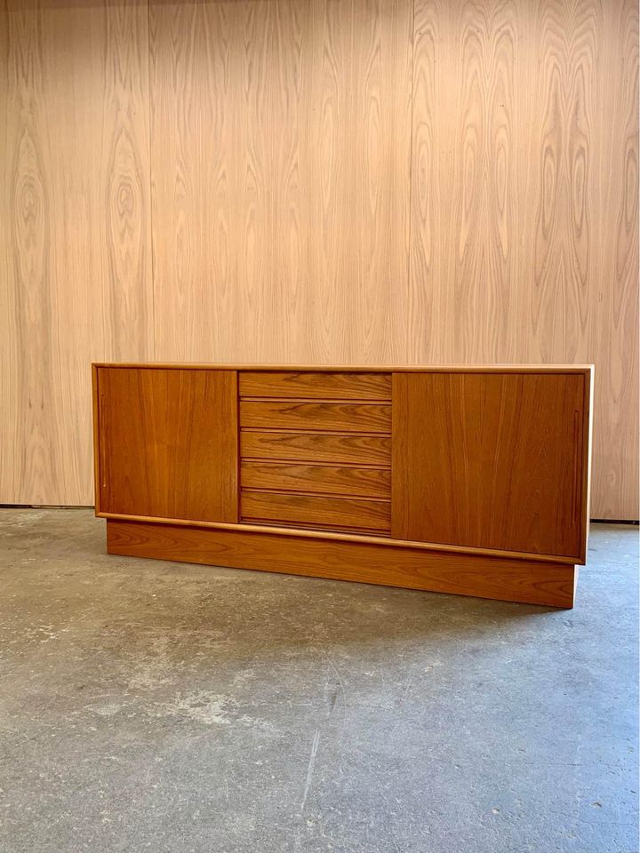 1960s Mid Century Teak Sideboard Credenza