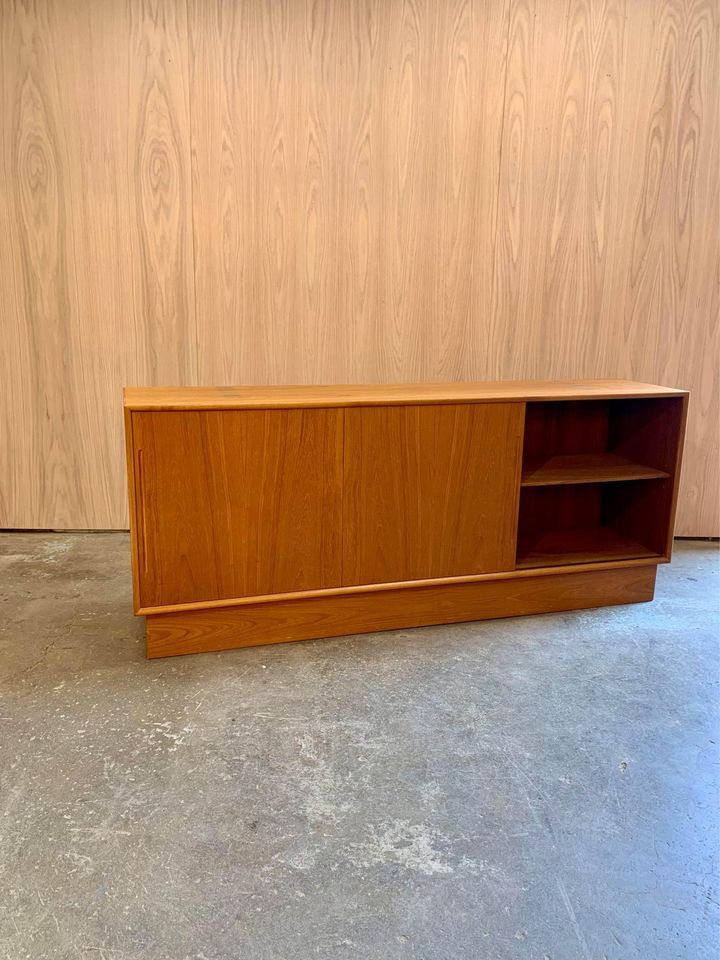 1960s Mid Century Teak Sideboard Credenza