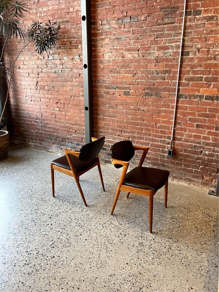 1960s Model 42 Side Chairs in Teak and Leather