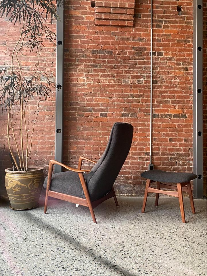 1960s Norwegian Afromosia Teak Reclining Lounge Chair and Ottoman