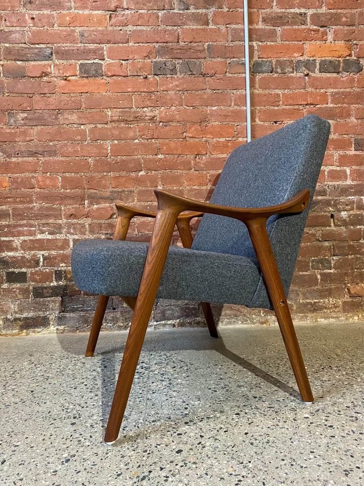 1960s Norwegian Teak Lounge Chair by Møre Lenestol Fabrikk