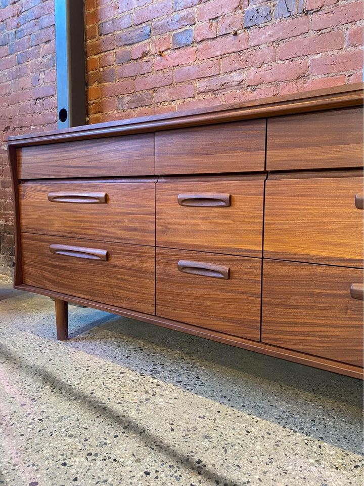 1960s Solid “African Teak” Nine Drawer Dresser by Jan Kuypers