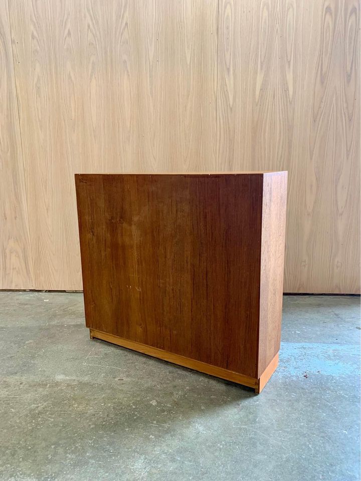 1960s Solid Teak Bookcase by Peter Hvidt for Søborg Møbelfabrik