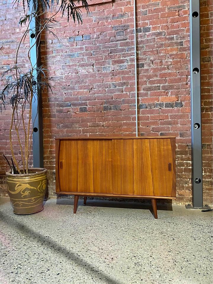 1960s Teak Credenza Sideboard Cabinet