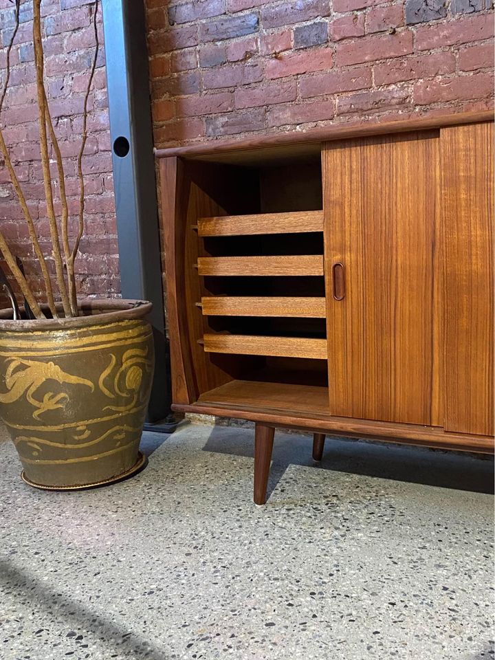 1960s Teak Credenza Sideboard Cabinet