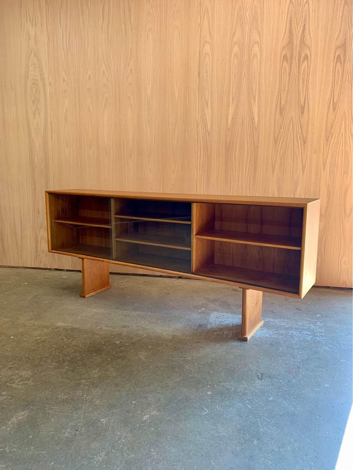 1960s Teak Hutch Credenza TV Stand