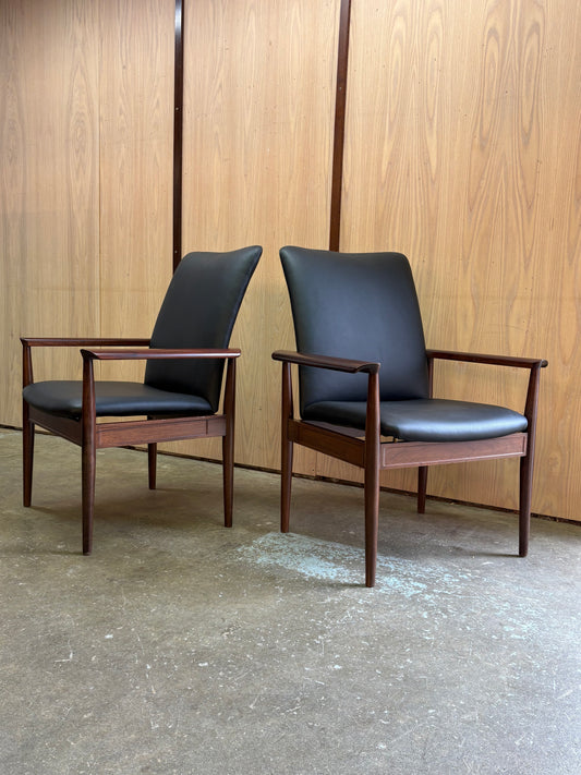1960s Danish Rosewood and Leather Diplomat Chairs by Finn Juhl