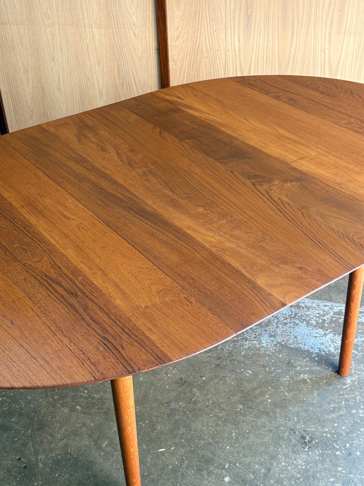 1960s Danish Solid Teak Dining Table by Peter Hvidt for Soborg