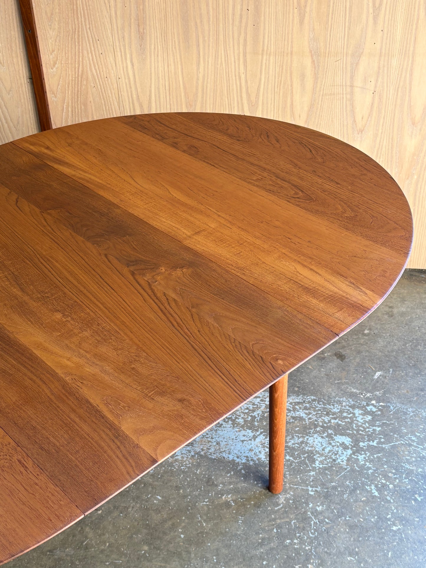1960s Danish Solid Teak Dining Table by Peter Hvidt for Soborg
