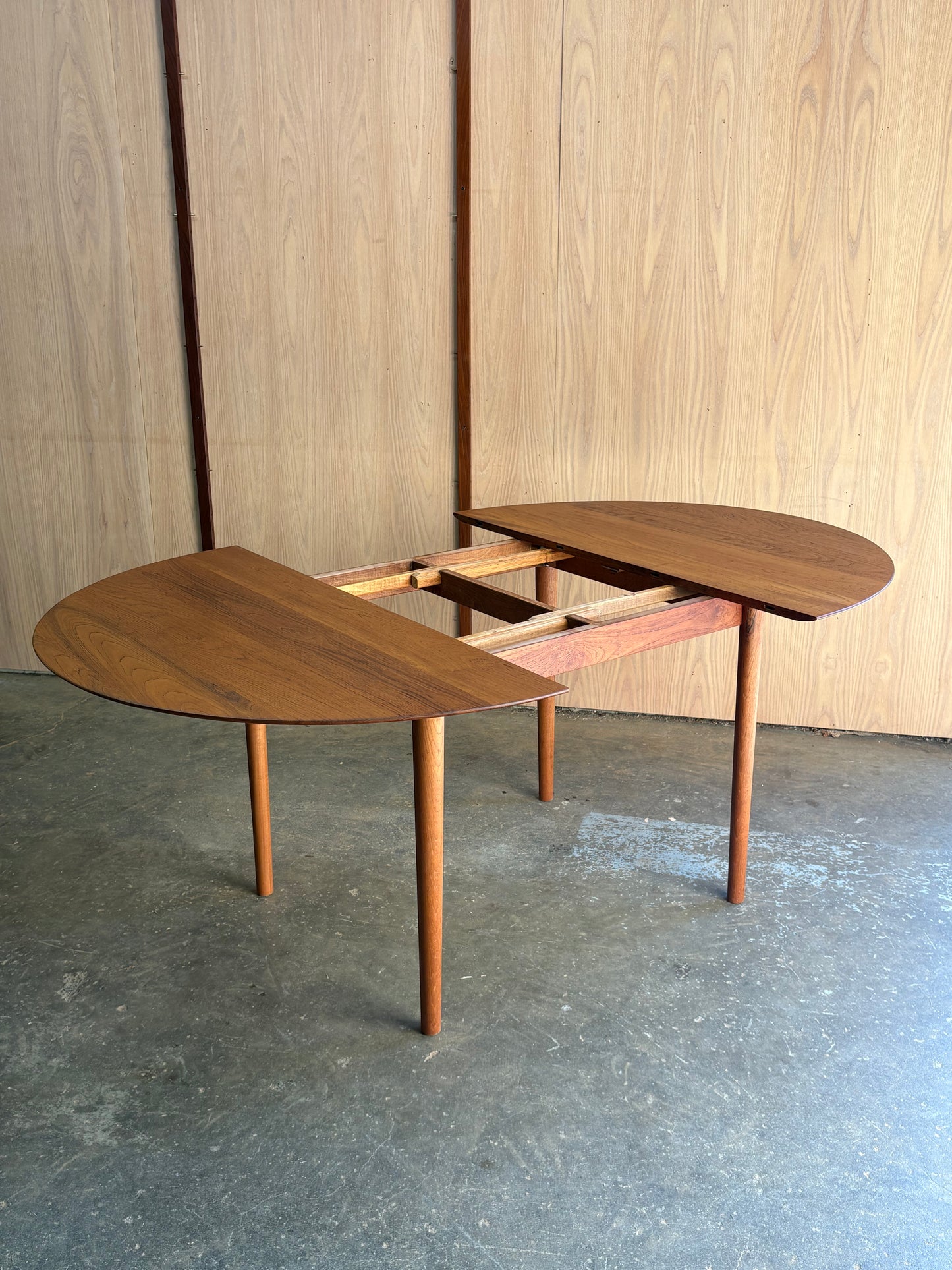 1960s Danish Solid Teak Dining Table by Peter Hvidt for Soborg
