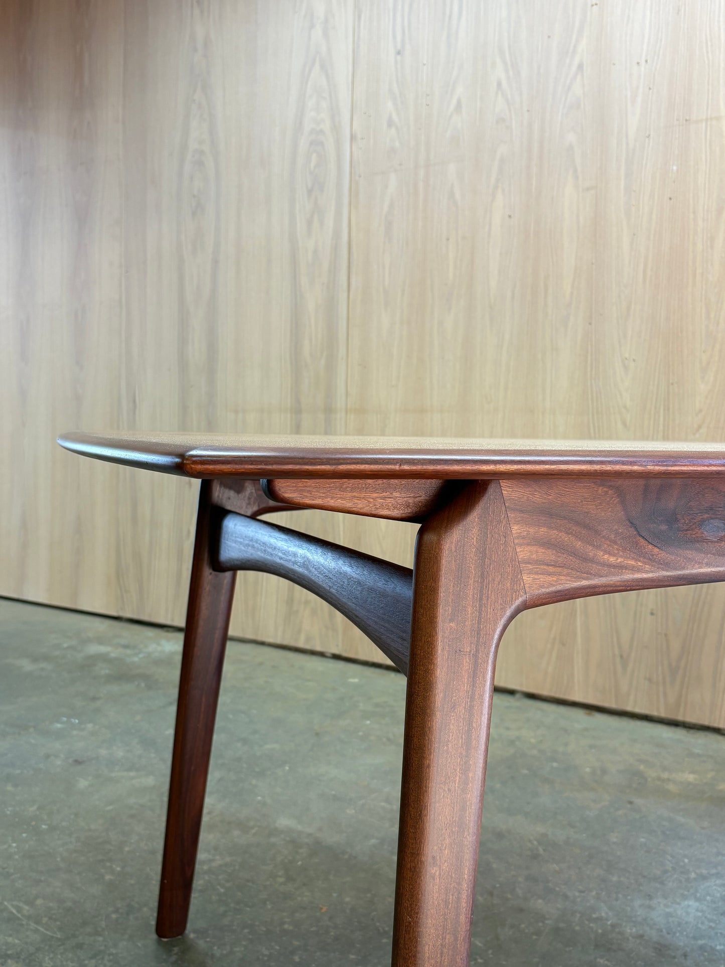1960s Danish Teak Dining Table by Arne Hovmand-Olsen for Mogens Kold