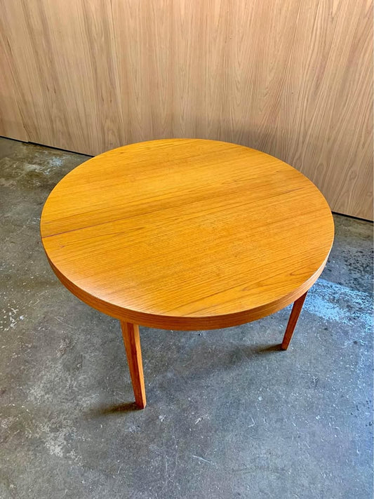 1960s Danish Teak Dining Table with Two Leaves