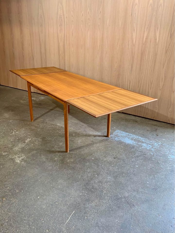 1960s Danish Teak Draw-Leaf Dining Table