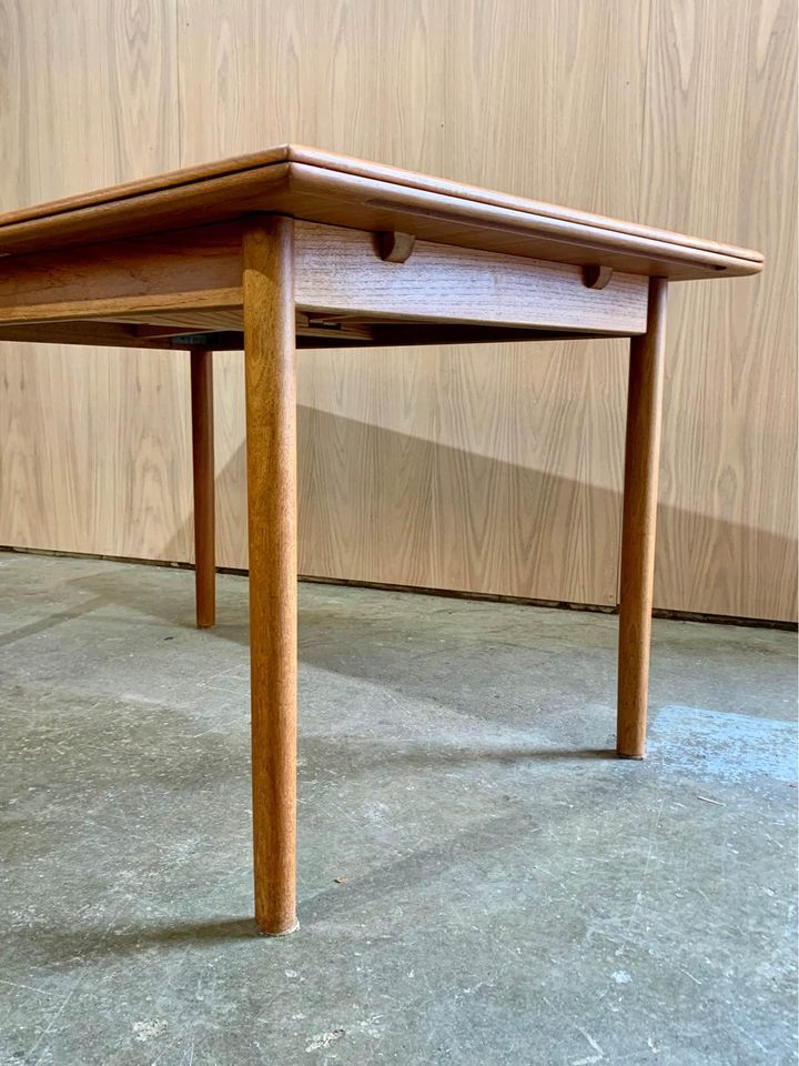 1960s Danish Teak Draw-Leaf Dining Table