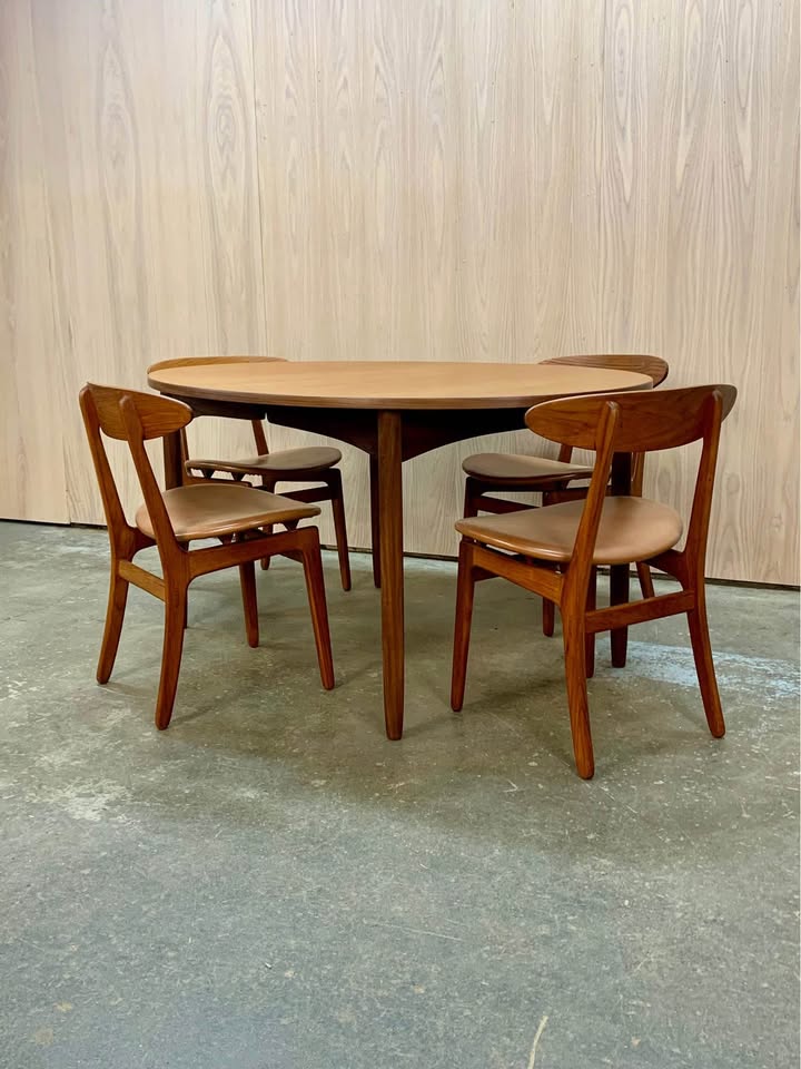 1960s Mid Century Teak Oval Dining Table