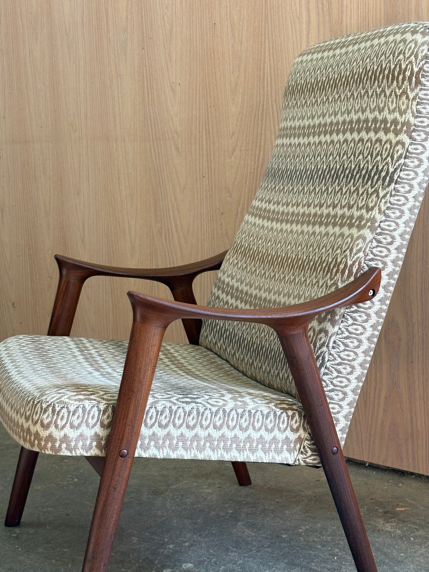 1960s Norwegian High Back Lounge Chair by Rastad & Relling