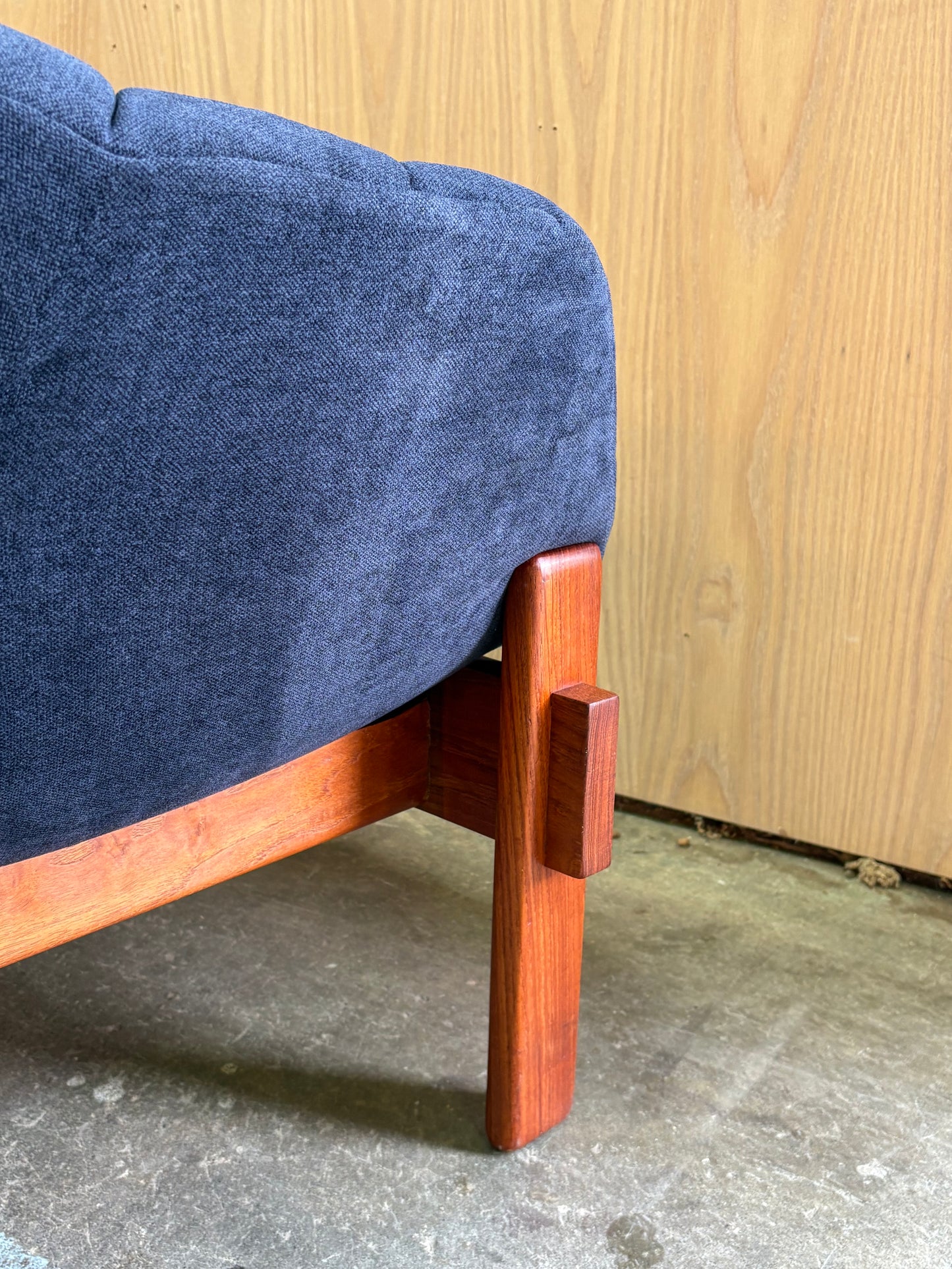1960s R Huber Pod Chair