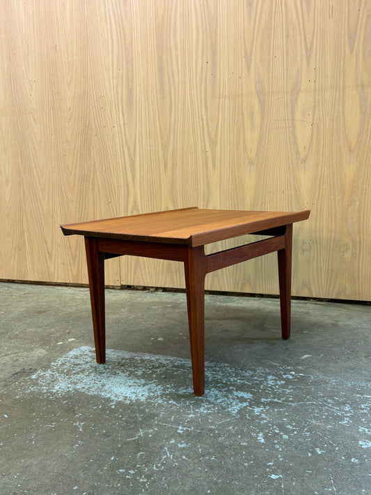 1960s Solid Teak FD535 Side End Table by Finn Juhl