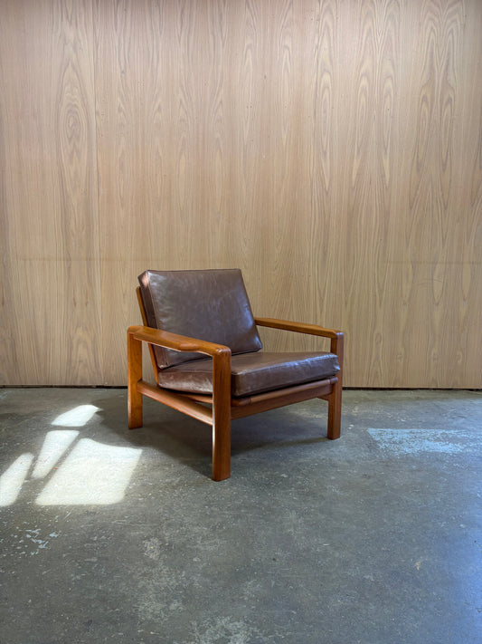 1970s Vintage Solid Teak and Leather Lounge Chair