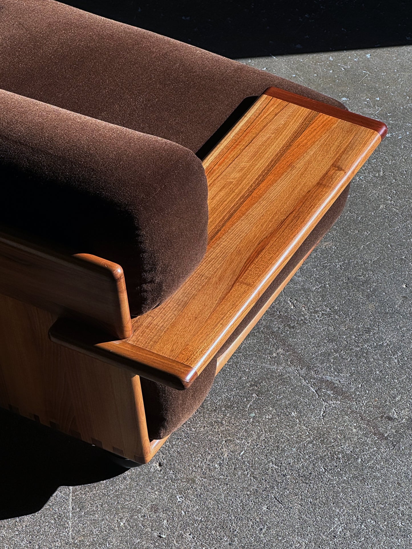 1970s Pianura Lounge Chair by Mario Bellini for Cassina in Italian walnut