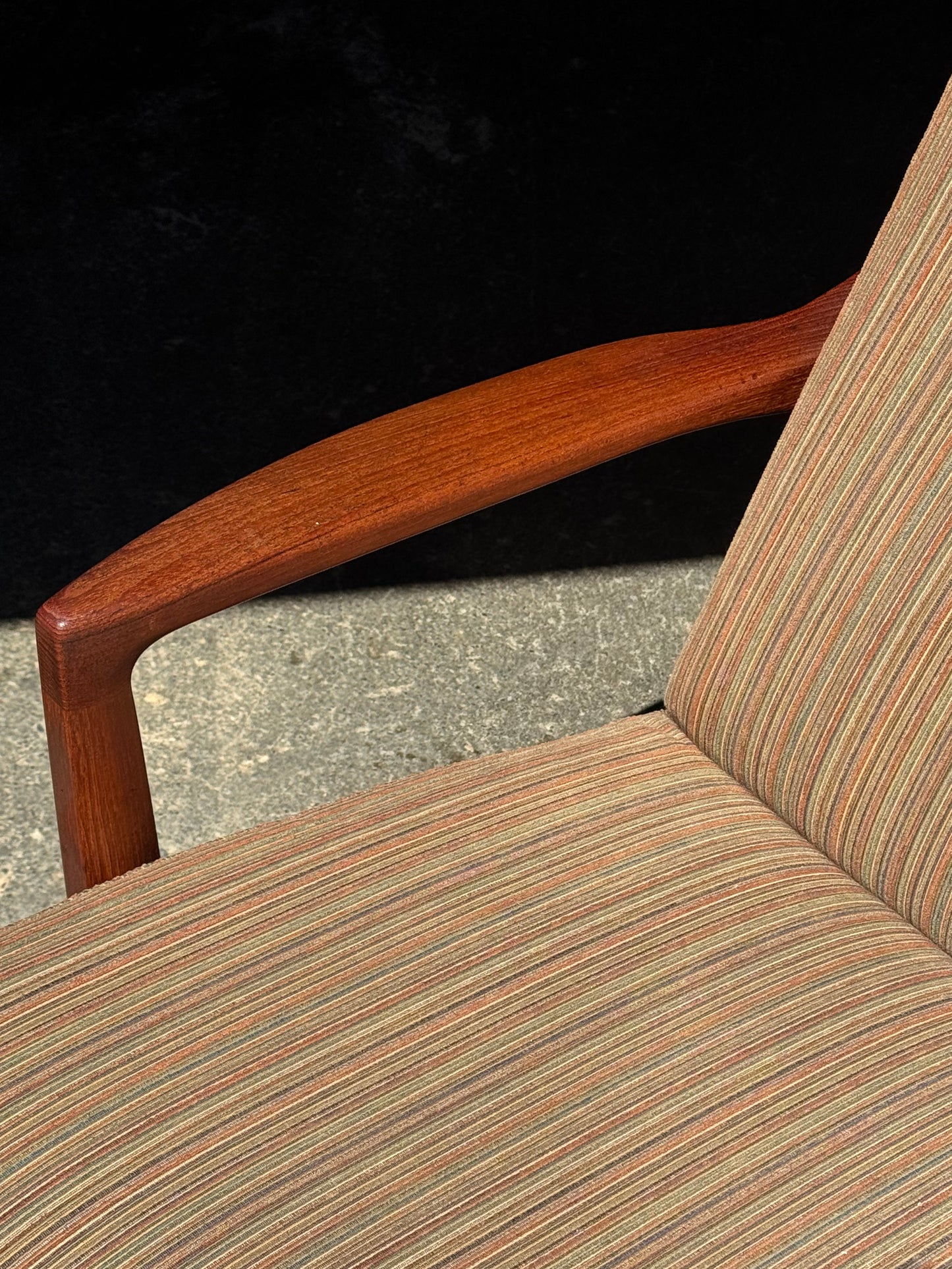 1950s FD125 Lounge Chair by Tove & Edvard Kindt-Larsen for France & Son in teak