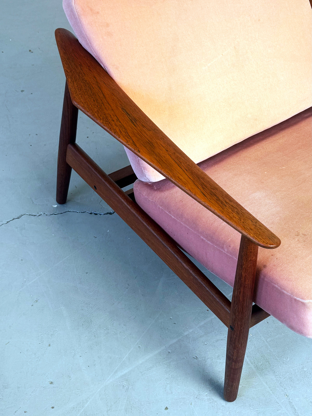 1960s Arne Vodder Model FD 164 Reclining Lounge Chair and Ottoman for France & Søn, Denmark.