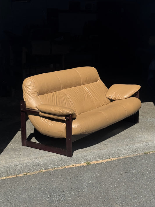 1970s MP-91 / MP-163 Earth Sofa by Percival Lafer in leather and hardwood