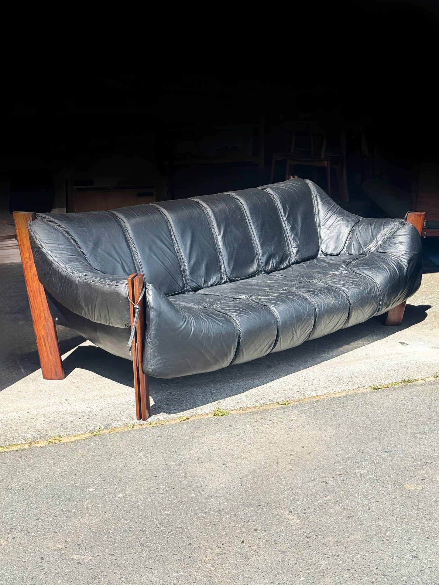 1960s MP-211 Sofa by Percival Lafer in original black leather and rosewood