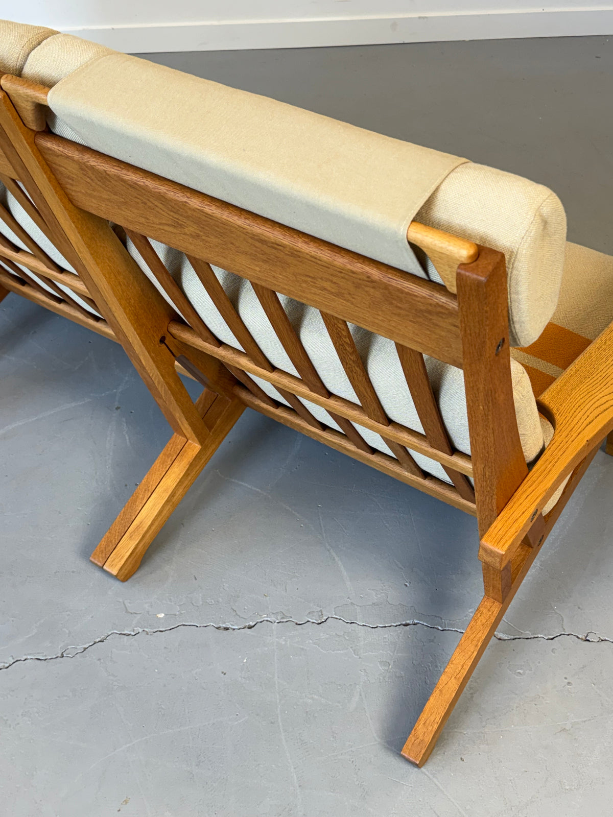 1960s GE-375 Modular Seating System by Hans J. Wegner for Getama in oak.