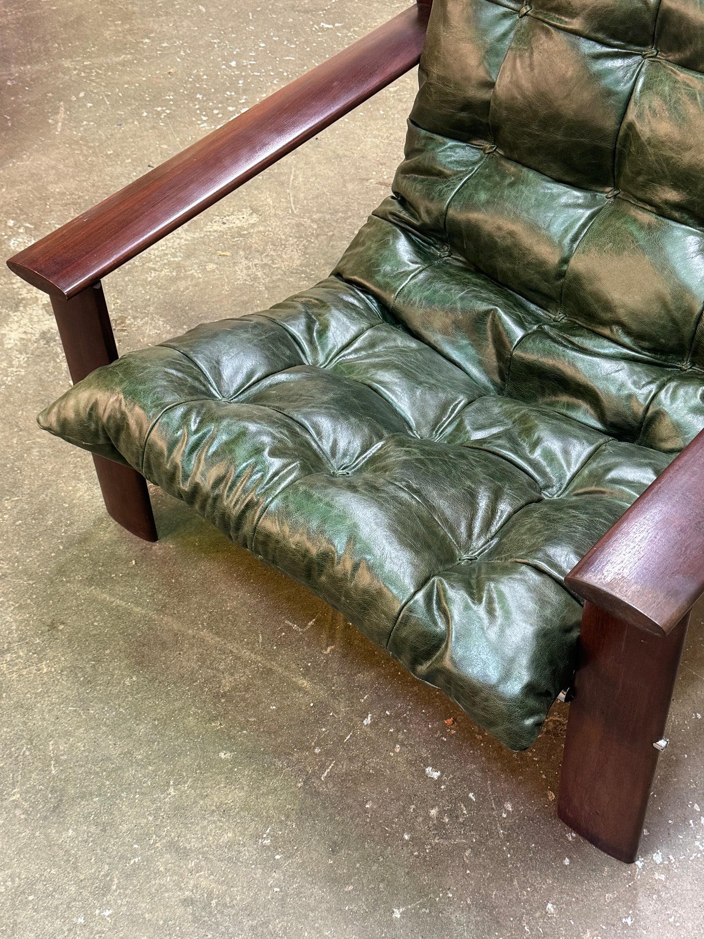 1970s MP-129 Lounge Chair by Percival Lafer in jatobá and dark green leather