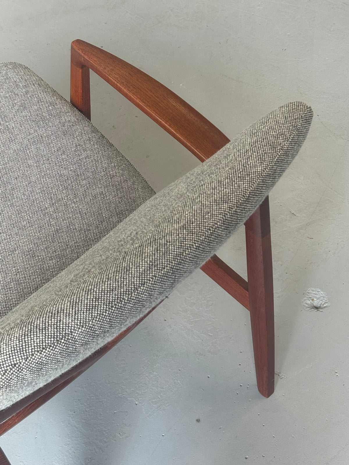 1950s FD125 Lounge Chair by Tove & Edvard Kindt-Larsen for France & Son in teak