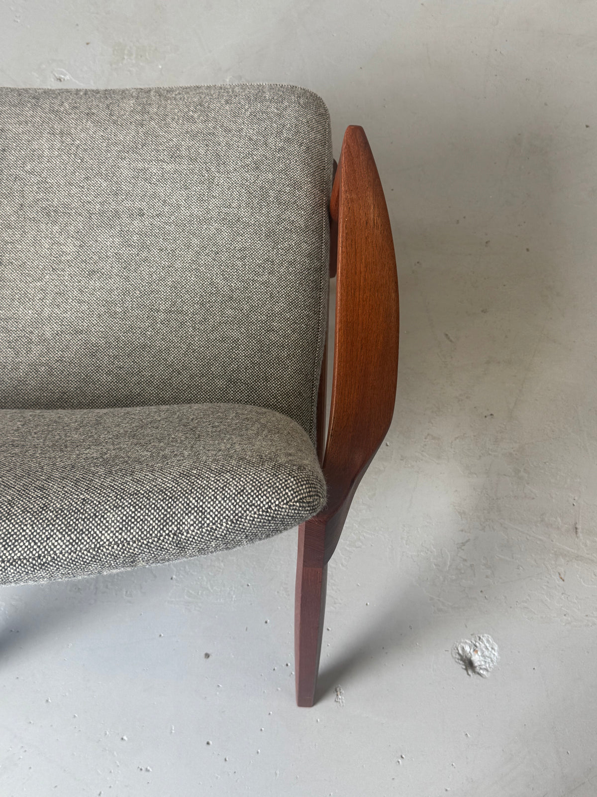 1950s FD125 Lounge Chair by Tove & Edvard Kindt-Larsen for France & Son in teak