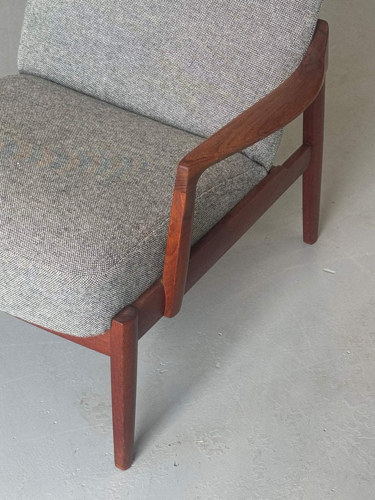 1950s FD125 Lounge Chair by Tove & Edvard Kindt-Larsen for France & Son in teak