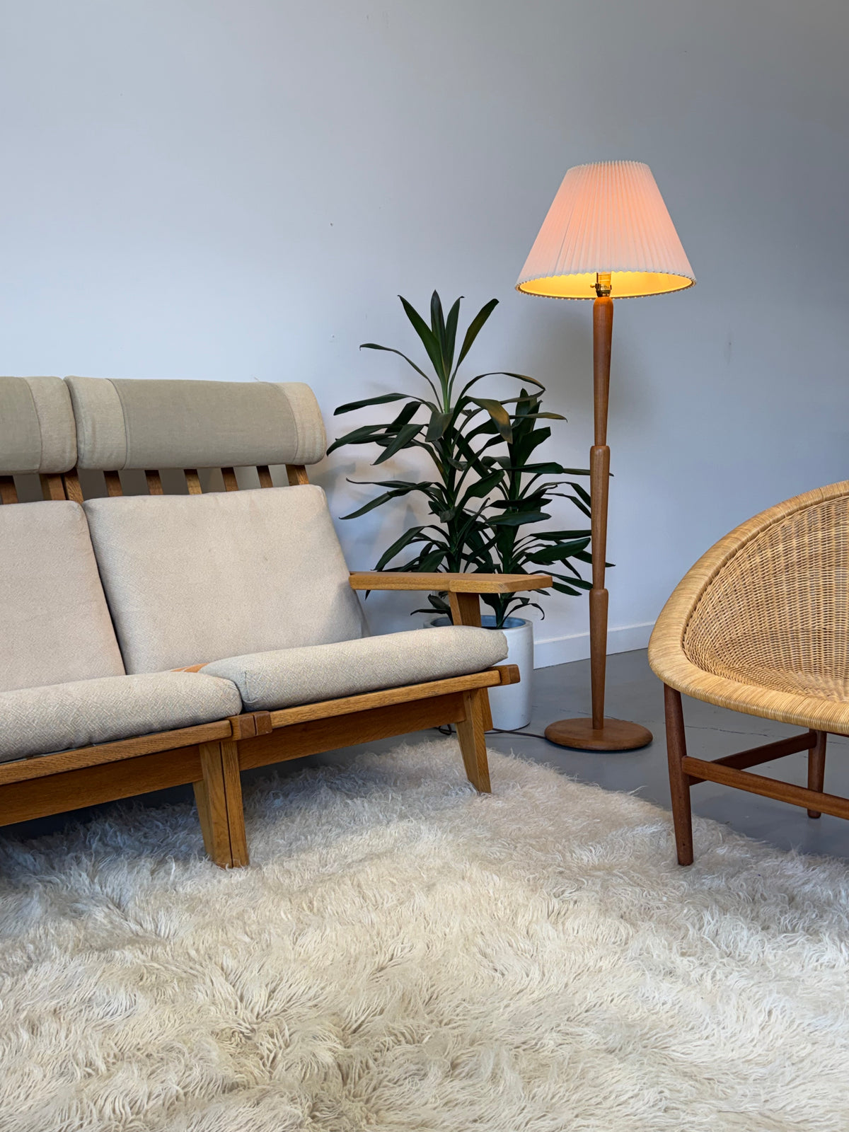 1960s GE-375 Modular Seating System by Hans J. Wegner for Getama in oak.